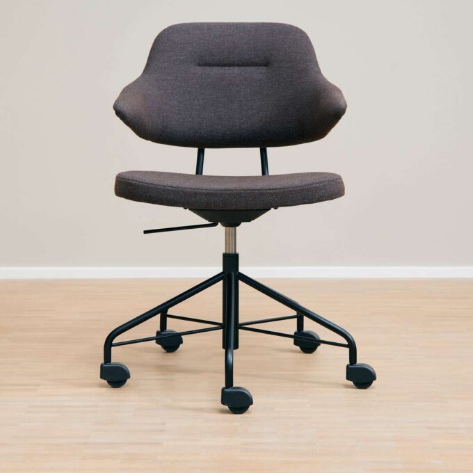 73.2 Executive Work Chair
