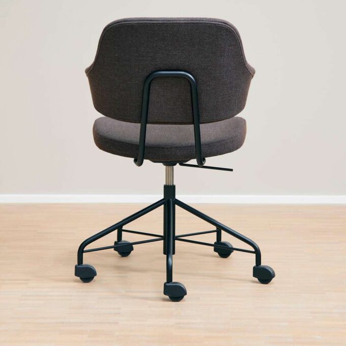 73.2 Executive Work Chair
